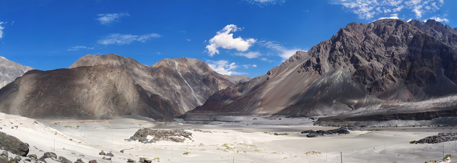 Inde Ladakh Hunder à Turtuk Inde Ladakh Hunder à Turtuk