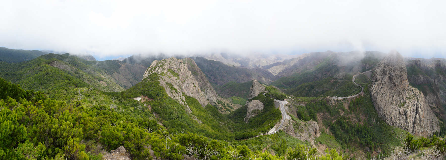 Espagne La Gomera côte Nord-Ouest. Mirador de Los Roques. Espagne La Gomera côte Nord-Ouest