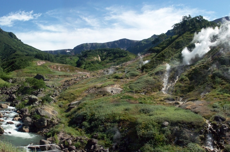 La vallée des geysers. La vallée des geysers.