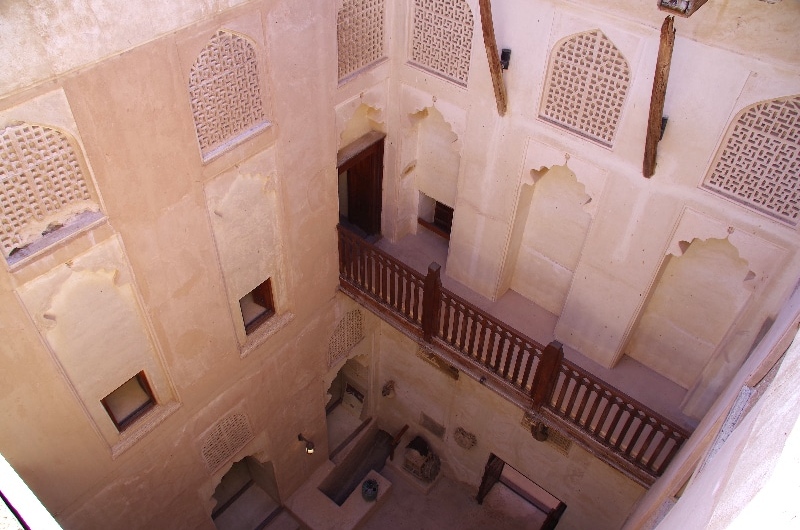 Le château de Jabrin, Sultanat d'Oman. Cour intérieure. Le château de Jabrin, Sultanat d'Oman. Cour intérieure.