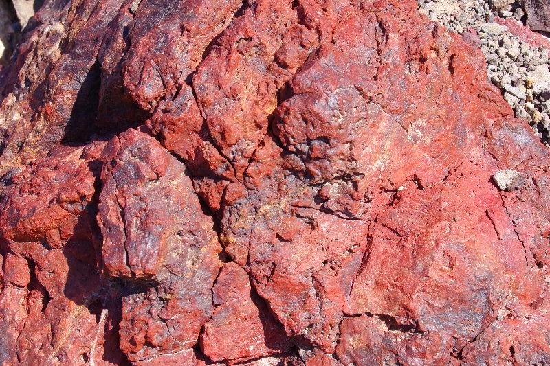 Minéraux de la colline de Zuha. On retrouve beaucoup de sulfures métalliques. Minéraux de la colline de Zuha. On retrouve beaucoup de sulfures métalliques.