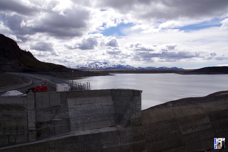 Le barrage de Kárahnjúka Le barrage de Kárahnjúka