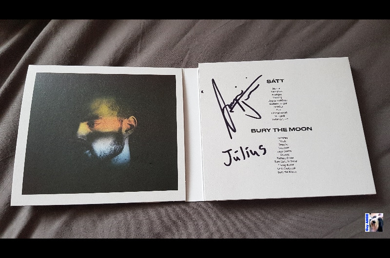 Dernier album, Bury the Moon. Dernier album, Bury the Moon.
