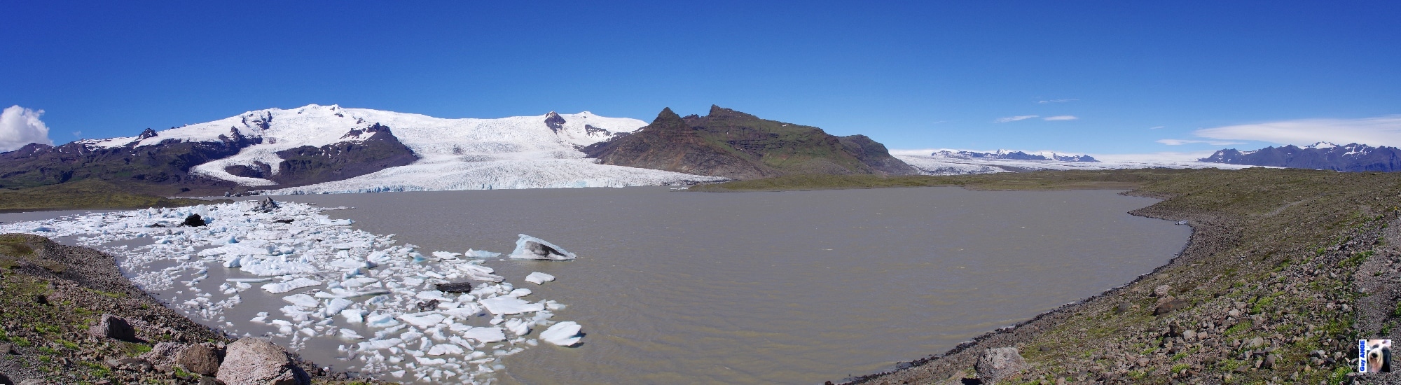La langue glaciaire de Jökulsárlón issue du Vatnajökull.
