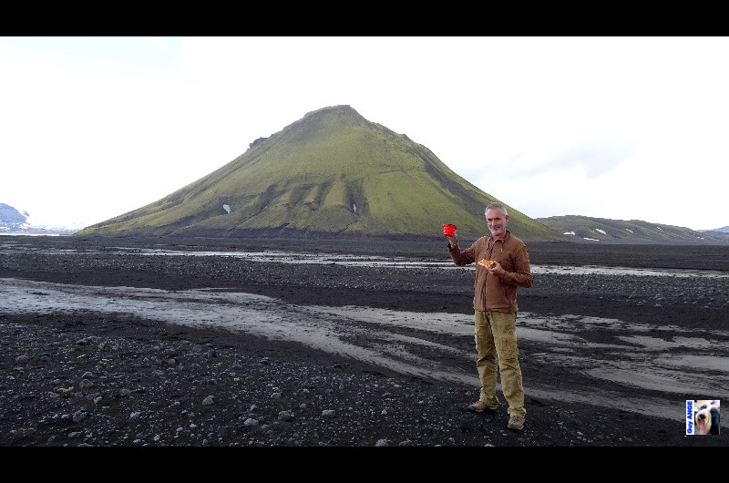 Volcan Mælifell en bordure du Mýrdalsjökull. Volcan Mælifell en bordure du Mýrdalsjökull.