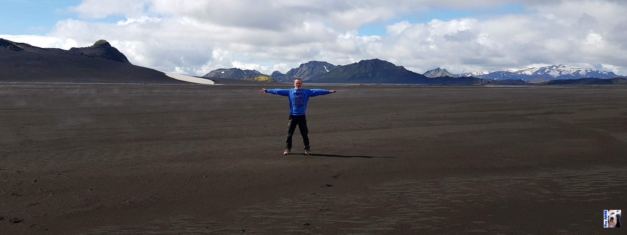 Plaine de sable du Mýrdalsjökull. Plaine de sable du Mýrdalsjökull.