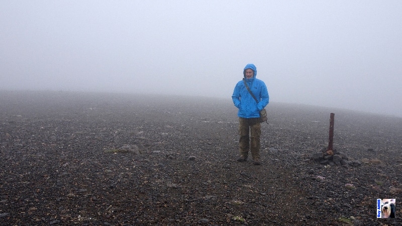 Chemin de retour vers le refuge, le brouillard est un peu dense ! Chemin de retour vers le refuge, le brouillard est un peu dense !
