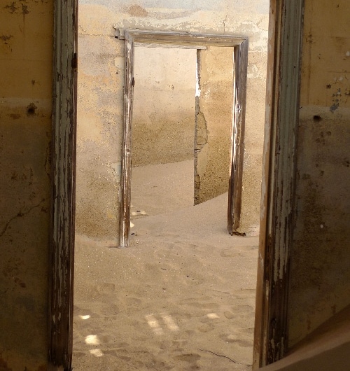 Kolmannskuppe, ville abandonnée en Namibie. Kolmannskuppe, ville abandonnée en Namibie.