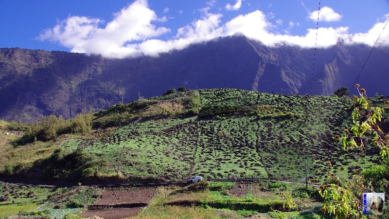 Randonnée jusqu'à Îlet à Cordes. Arrivée à Îlet à Cordes. La Réunion.