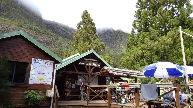 Marla, petit arrêt restauration. La Réunion.
