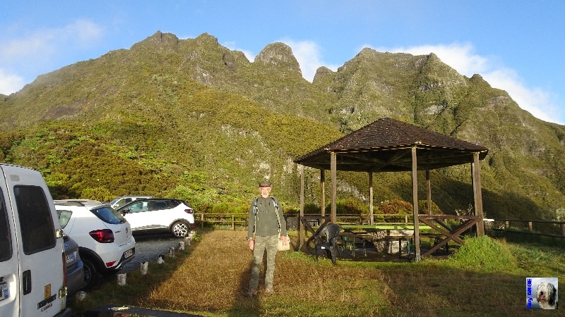 Départ de la randonnée au parking du col des bœufs. La Réunion.