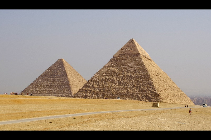 Pyramide de Khéops et Khéphren. Plateau de Gizeh.