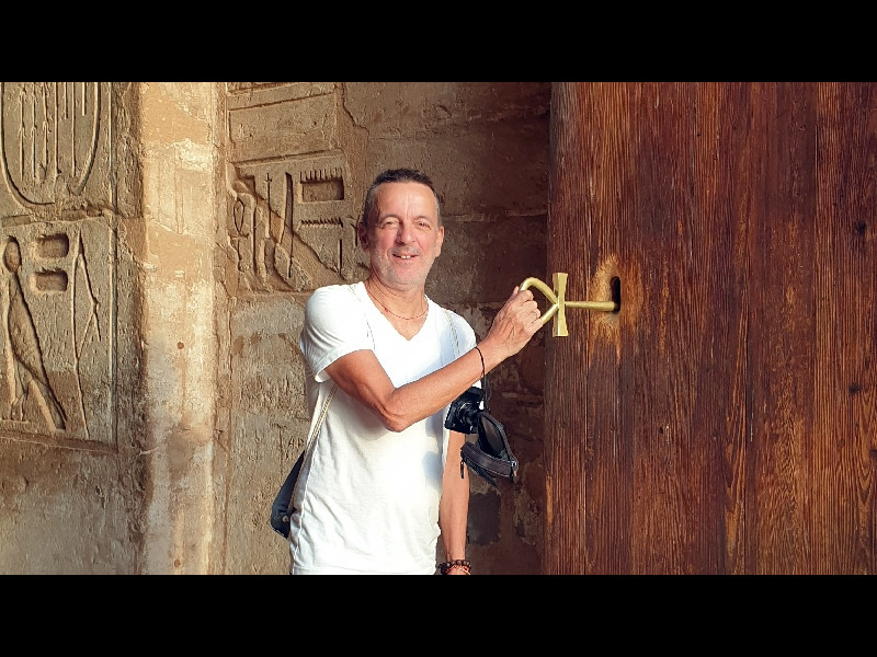 Clé de la vie, clé du temple. Abou Simbel.