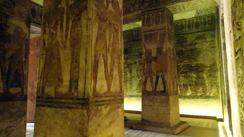 Intérieur du temple de Ramsès II. Abou Simbel.