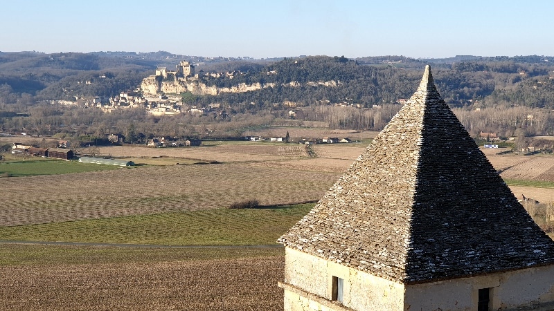 Château de Marqueyssac, vue sur Castelnaud-la-Chapelle. Dordogne