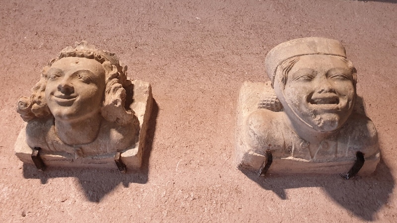 Mascaroni. Carcassonne