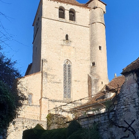 Saint-Cirq-Lapopie, l'église fortifiée. Lot