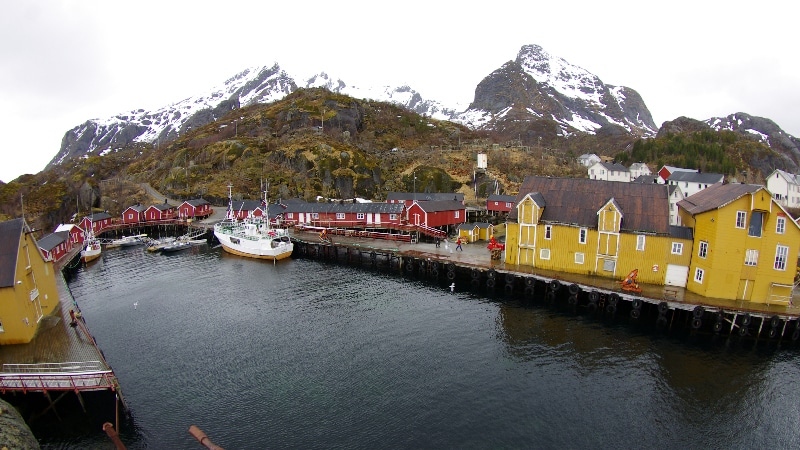 Le petit port de Nusfjord. îles Lofoten