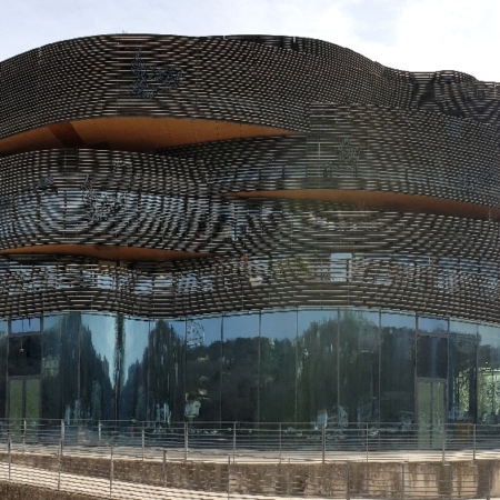 Immeuble d'entreprises quai Rambaud. Lyon