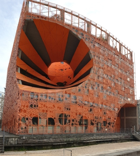 Le Cube Orange siège de la société Cardinal. Lyon