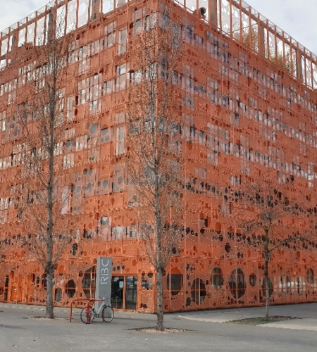 Le Cube Orange siège de la société Cardinal. Lyon