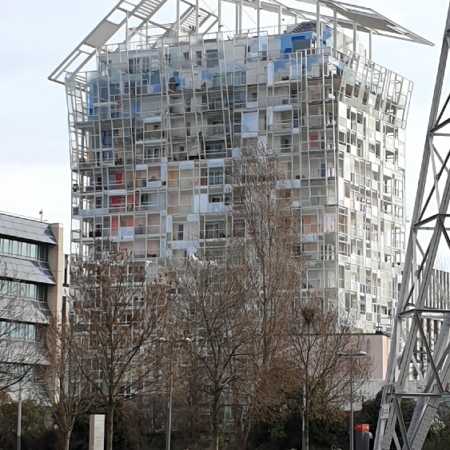 Confluence. La tour Ycone. Lyon