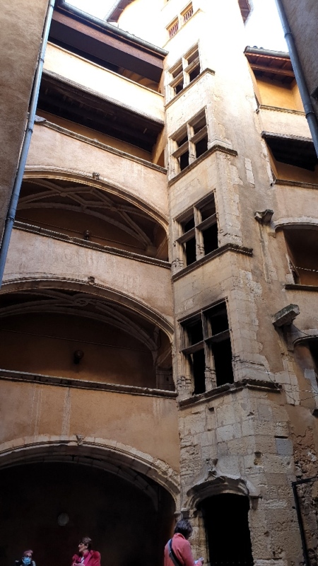 Traboule du vieux Lyon. Lyon