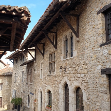 Ruelles de Pérouges. Pérouges