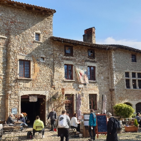 La Place du tilleul. Pérouges