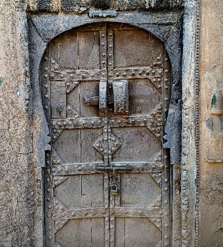 Porte au Ksar de Tamnougalt Vallée du Drâa