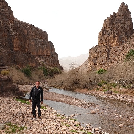 Nous suivons la rivière. Djebel Saghro