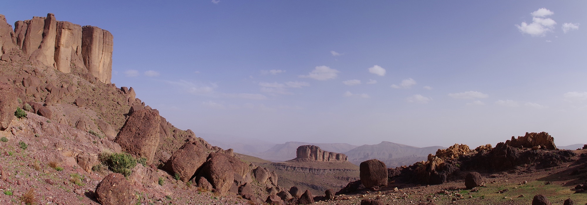Redescente du col vers le campement. Djebel Saghro