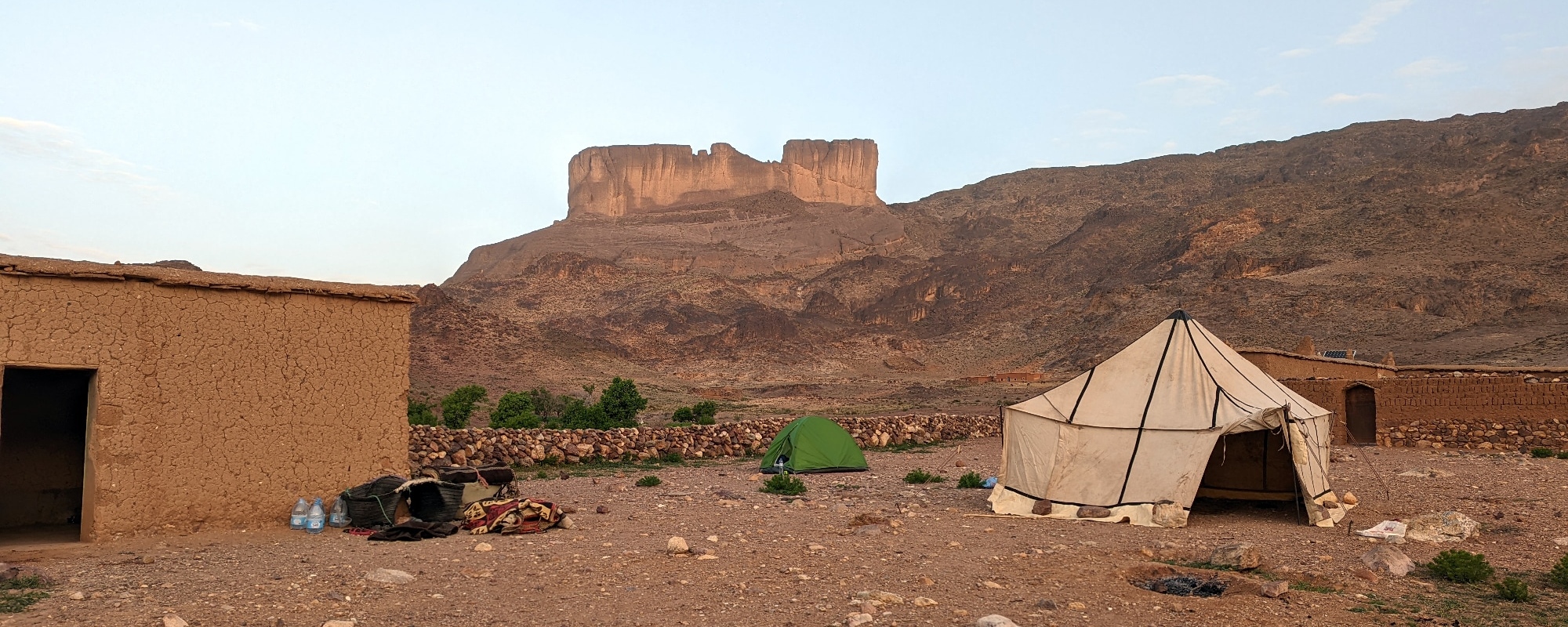 Trek dans le djebel Saghro, campement. Djebel Saghro