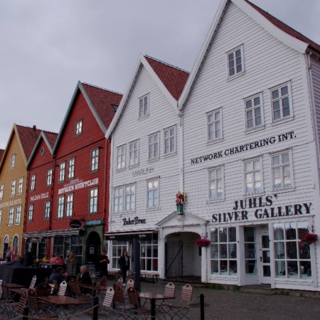 Les bâtiments typiques du port. Bergen