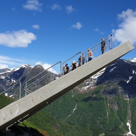 Le point de vue de Gaularfjellet. Gaularfjellet viewpoint
