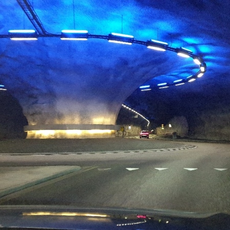 Un rond-point en tunnel. Hardanger