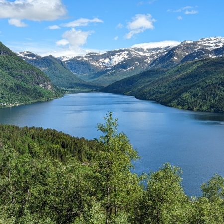 Le lac haukedalsvatnet. haukedalsvatnet
