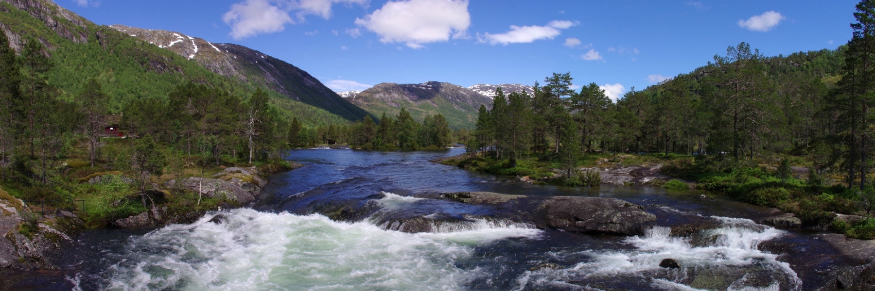 Cascade de Likholefossen. Likholefossen