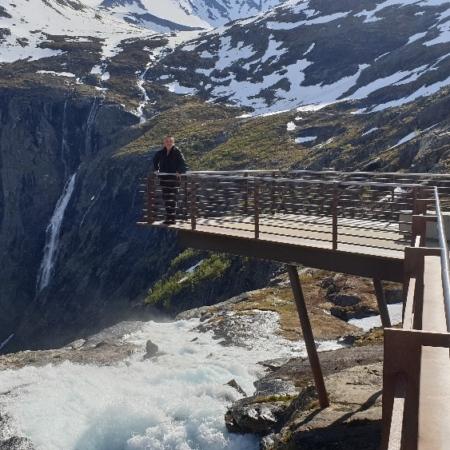 Le point de vue de Trollstigen, l'art contemporaine en pleine nature. Trollstigen