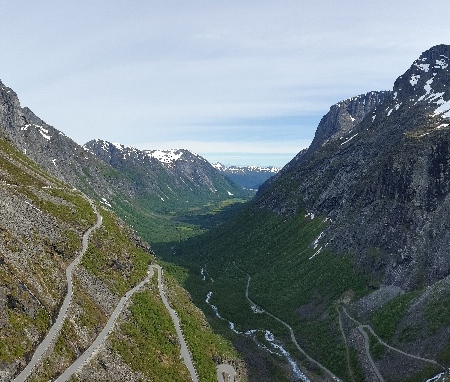Le point de vue de Trollstigen, l'art contemporaine en pleine nature. Trollstigen