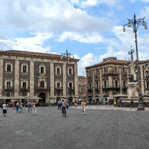 Place del Duomo. Italie, Catane.