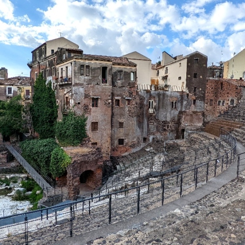 Le théâtre romain. Italie, Catane.