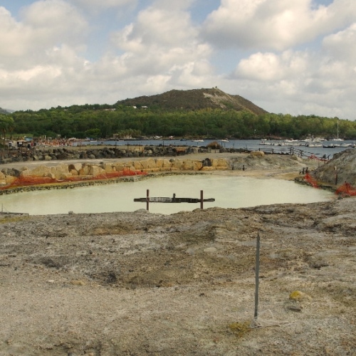 La mare de boue est fermée au public. Italie, Vulcano.