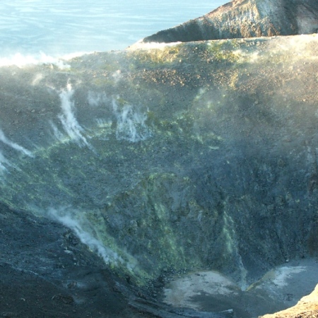 Zone active du cratère de la Fossa en 2006. Italie, Vulcano.