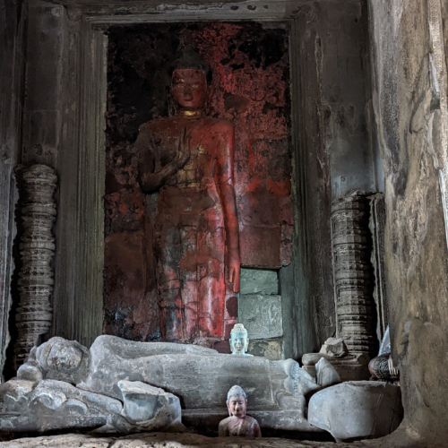 Angkor Wat, Le Bouddha sommital. Siem Reap