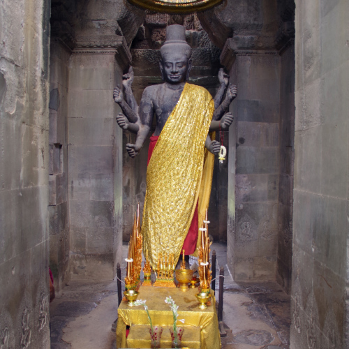 Angkor Wat. Statue de Shiva. Siem Reap