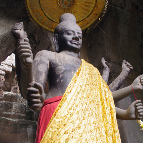 Angkor Wat. Statue de Shiva. Siem Reap