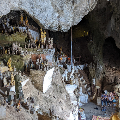 Les grottes de Pak Ou sur le Mékong. Luang Prabang