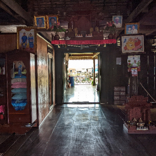 La maison d'hôte au lac Tonlé Sap. Kompong Kleang.