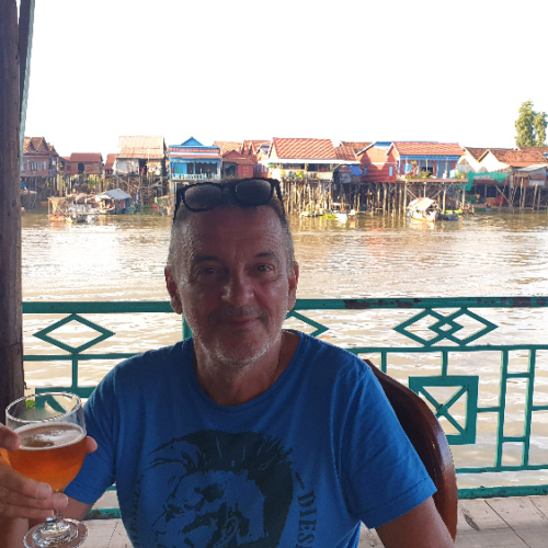 La maison d'hôte au lac Tonlé Sap. Kompong Kleang.